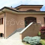 Villa in affitto a Bernareggio via Pellico, 1, giardino privato, parzialmente arredato, riscaldamento a pavimento - TrovaCasa