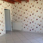 Maison de 107 m² avec 4 chambre(s) en location à Écoyeux