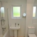 Rent 3 bedroom house in Elmbridge