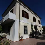 Rent 5 bedroom apartment of 170 m² in Pescara