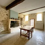 Maison de 194 m² avec 6 chambre(s) en location à ARLES