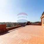 Rent 3 bedroom apartment of 94 m² in Roma