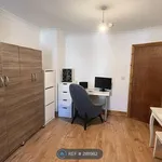 Rent 2 bedroom flat in Brighton