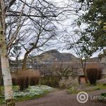 Rent 2 bedroom flat in Edinburgh