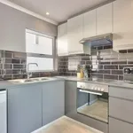 Rent 2 bedroom apartment of 94 m² in Cape Town