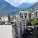 Rent 4 bedroom apartment of 98 m² in Grenoble