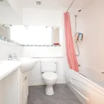 Rent 2 bedroom apartment in Edinburgh  East