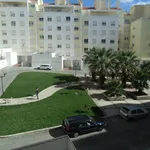 Alugar 2 quarto apartamento de 127 m² em Cascais