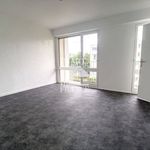 Rent 2 bedroom apartment of 50 m² in Laval