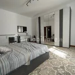 Rent 5 bedroom apartment of 200 m² in L'Aquila