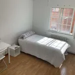 Rent a room of 70 m² in madrid