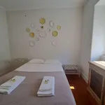 Rent a room in lisbon