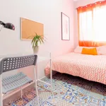 Rent 5 bedroom apartment in Valencia