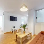 Rent 6 bedroom apartment in Alicante