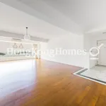 Rent 3 bedroom apartment of 187 m² in Repulse Bay