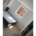 Rent 2 bedroom apartment in Yorkshire And The Humber