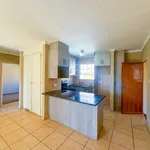 Rent 2 bedroom apartment in Roodepoort