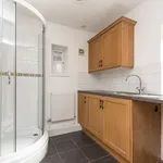 Rent 5 bedroom house in West Midlands