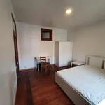 Rent 5 bedroom apartment in Lisbon