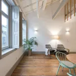 Rent 1 bedroom apartment of 45 m² in Porto