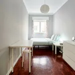 Rent 6 bedroom apartment in Lisbon