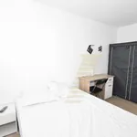 Appartement de 77 m² avec 5 chambre(s) en location à Béziers