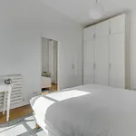 Appartement de 1300 m² avec 3 chambre(s) en location à Paris