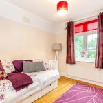 Rent 5 bedroom house of 176 m² in London