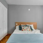 Rent 5 bedroom apartment in Valencia