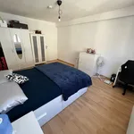 Rent 1 bedroom apartment of 58 m² in Dusseldorf