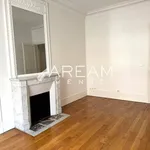 Rent 5 bedroom apartment of 148 m² in Paris