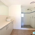 Rent 2 bedroom apartment in Rockingham