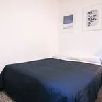 Rent 1 bedroom apartment of 25 m² in Barcelona