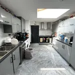 Rent 6 bedroom flat in West Midlands