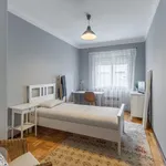 Rent 3 bedroom apartment in Porto