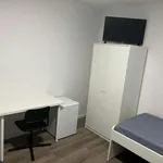 Rent a room in porto