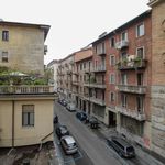 Rent a room of 90 m² in Torino