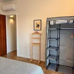 Rent 3 bedroom apartment of 98 m² in Porto