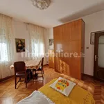 Rent 4 bedroom apartment of 125 m² in Padua