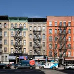 Rent 3 bedroom apartment in Harlem