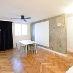 Rent 1 bedroom apartment in paris