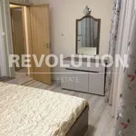 Rent 3 bedroom apartment of 100 m² in Ален мак