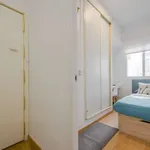 Rent a room of 150 m² in madrid