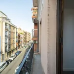 Rent 2 bedroom apartment of 90 m² in valencia