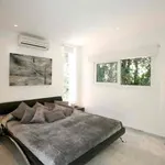 Rent 4 bedroom house of 240 m² in Marbella