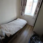 Rent 4 bedroom flat in Uxbridge