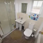 Rent 4 bedroom house in East Midlands