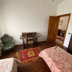 Rent 6 bedroom apartment of 100 m² in Adria