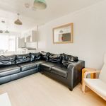 Rent 5 bedroom flat in South East England