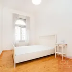 Pronajměte si 3 ložnic/e byt o rozloze 122 m² v Prague